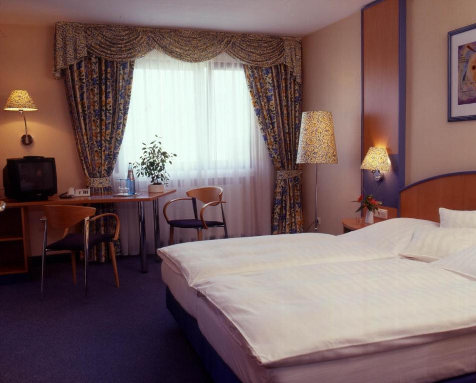 Hotel Graf Жак Офенбах Стая снимка